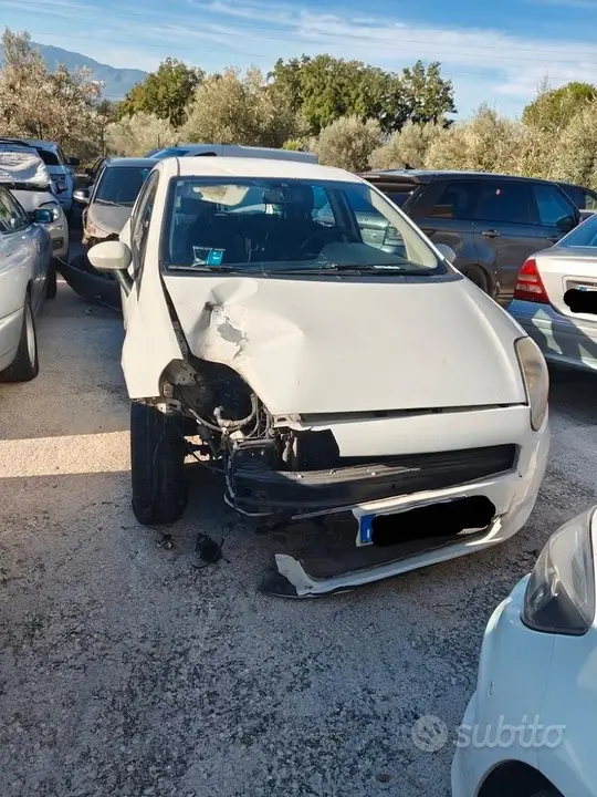 Fiat Grande Punto 2009 photo 4