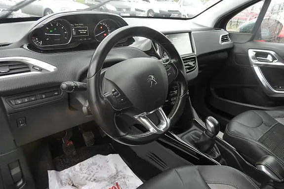 Peugeot 2008 2015 photo 5