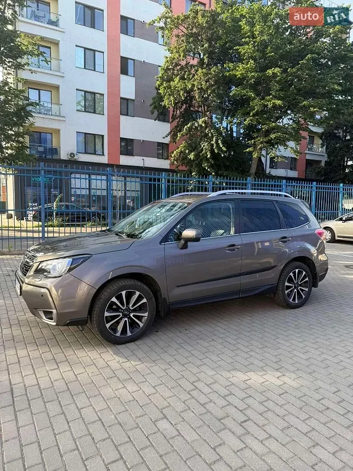Subaru Forester 2017 photo 2