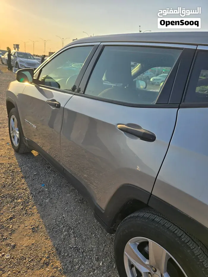 Jeep Compass 2023 photo 2