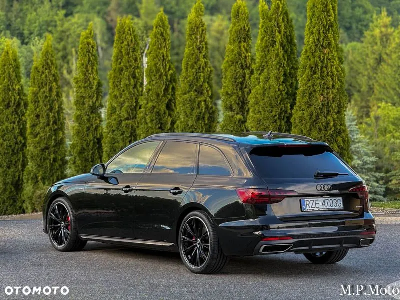 Audi A4 Avant 2022 photo 3