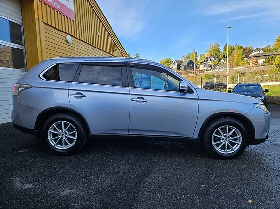 Mitsubishi Outlander 2015 photo 5