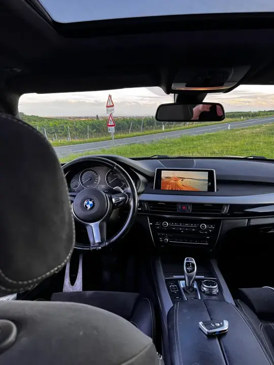 BMW X5 2014 photo 2
