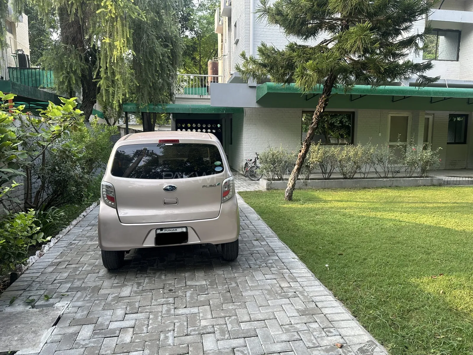 Daihatsu Mira