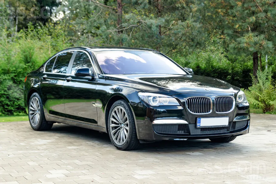BMW 740 2011 photo 5