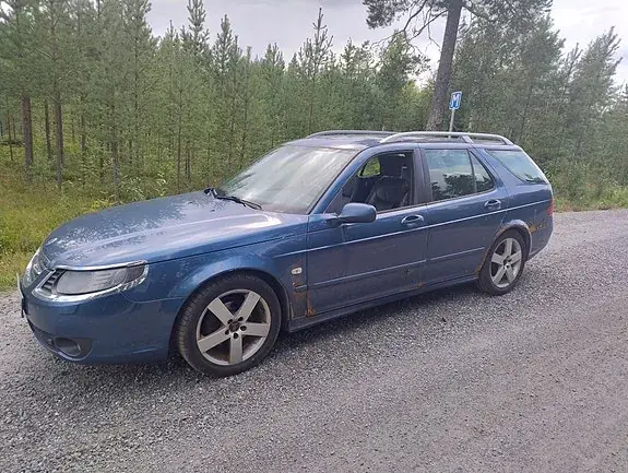 Saab 9-5 2008 photo 2