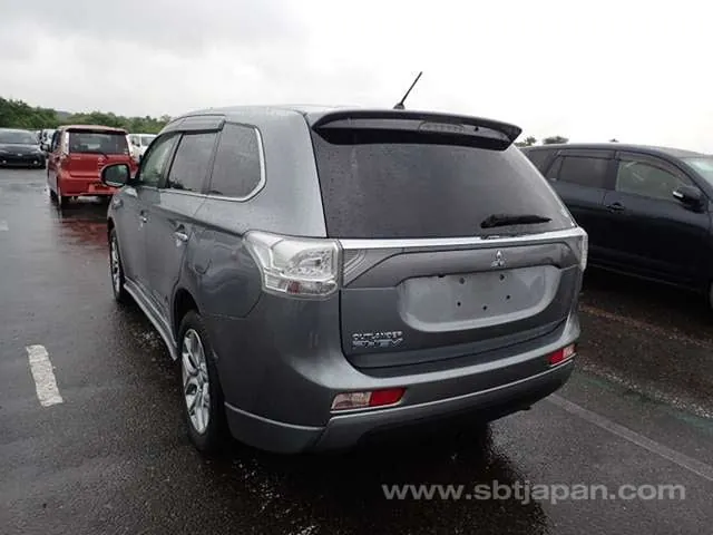 Mitsubishi Outlander 2013 photo 3