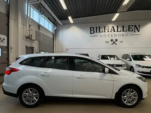 Ford Focus 2014 photo 3