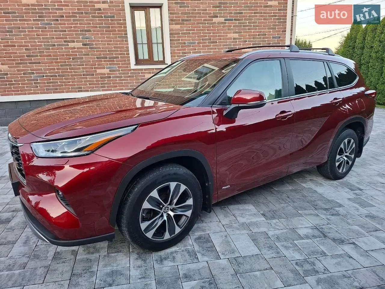 Toyota Highlander 2023 photo 3