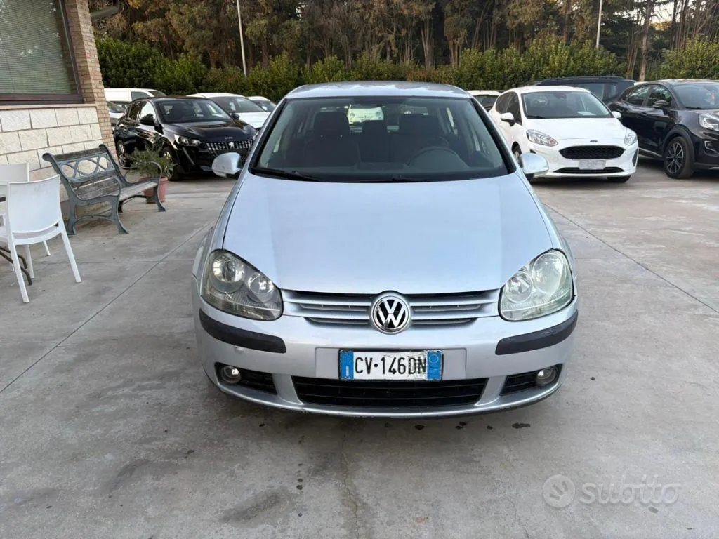 Volkswagen Golf 2005 photo 2