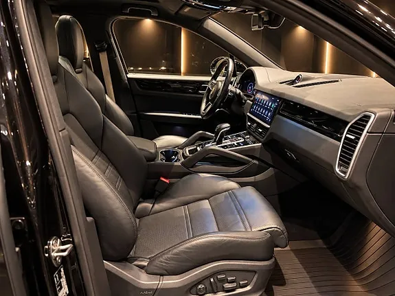 Porsche Cayenne 2023 photo 3