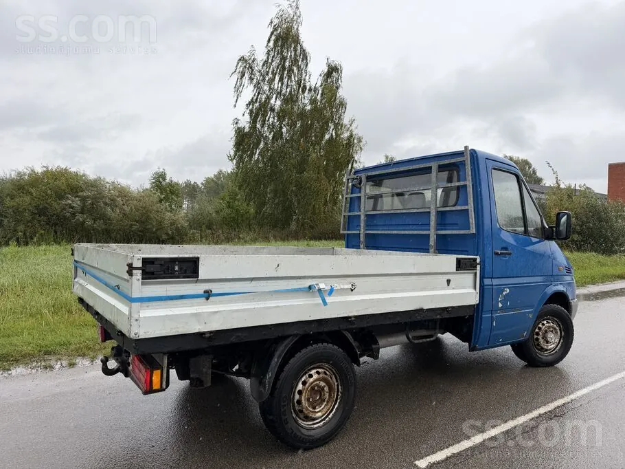 Mercedes-Benz Sprinter 2001 photo 5