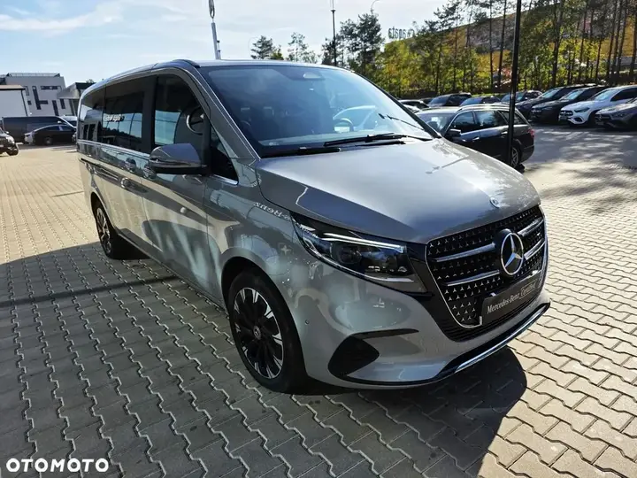 Mercedes-Benz Class V 2026 photo 3