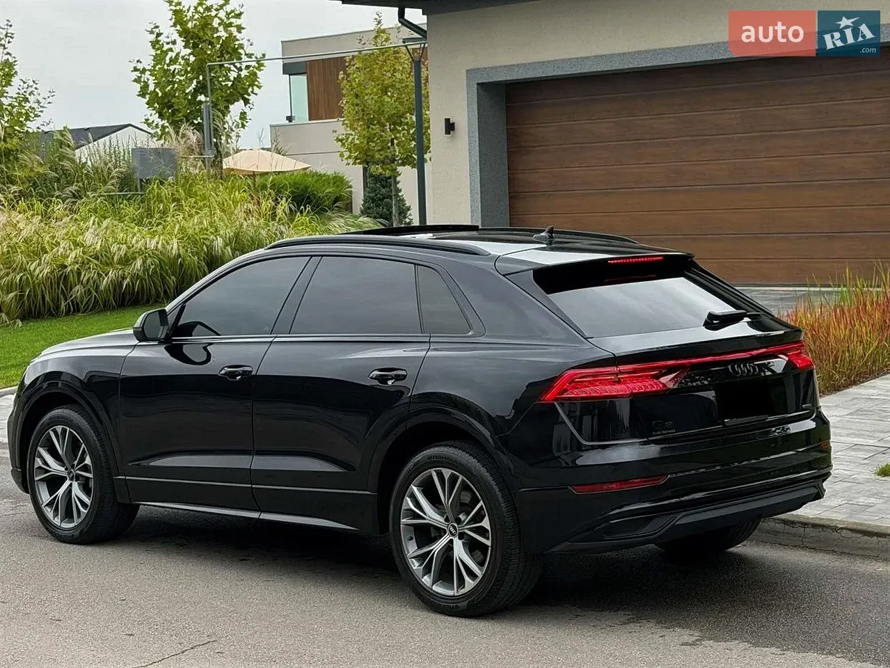 Audi Q8 2021 photo 4