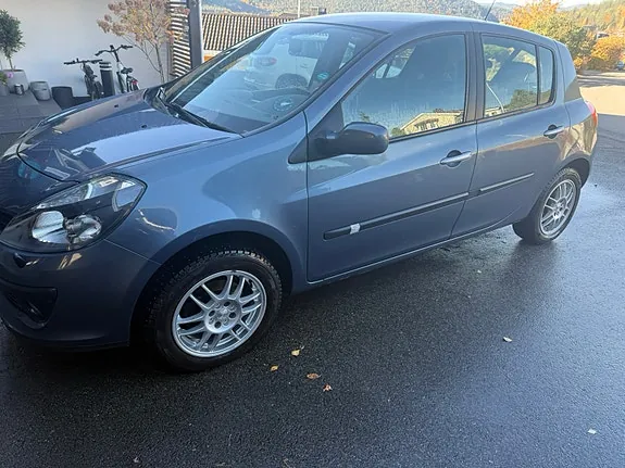 Renault Clio Iii 2007 photo 2