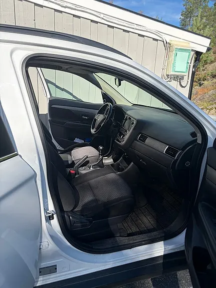 Mitsubishi Outlander 2013 photo 4