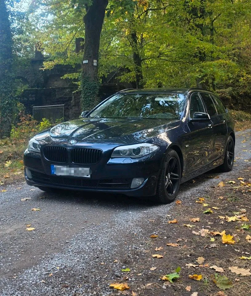 BMW F11