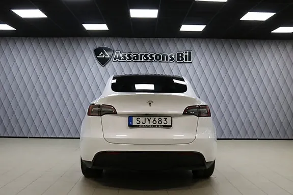 Tesla Model Y 2023 photo 3
