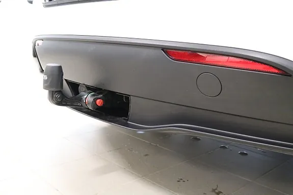 Tesla Model Y 2023 photo 5