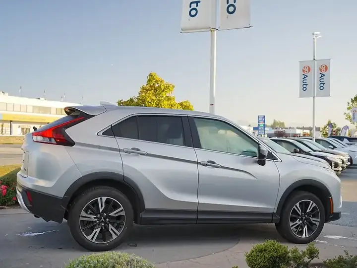 Mitsubishi Eclipse Cross 2026 photo 5