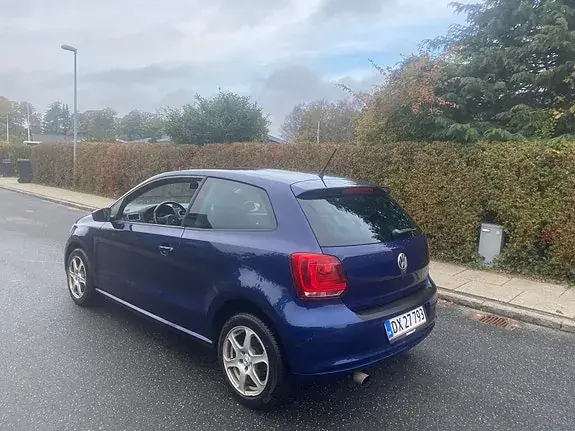 Volkswagen Polo 2011 photo 4