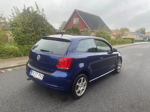 Volkswagen Polo 2011 photo 3