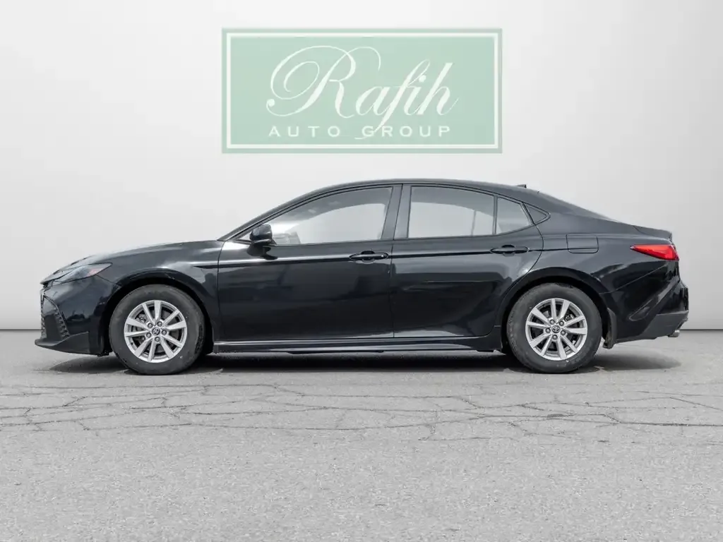 Toyota Camry 2025 photo 5