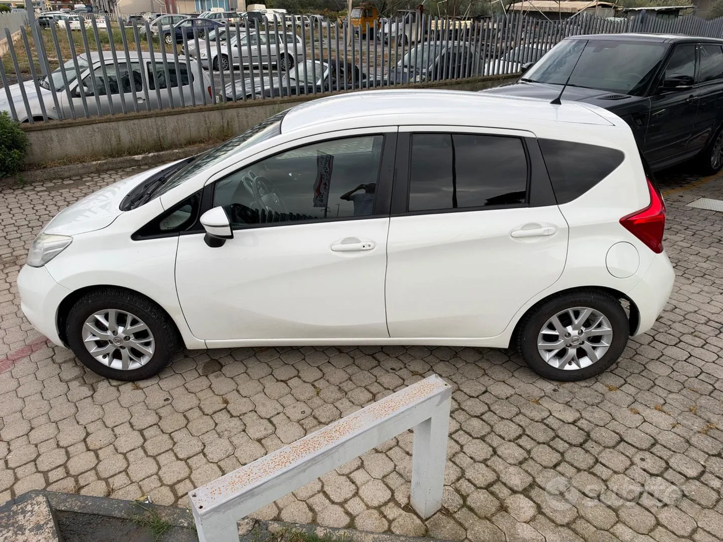 Nissan Note 2016 photo 2