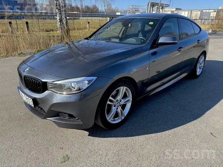 BMW 318 2015 photo 2