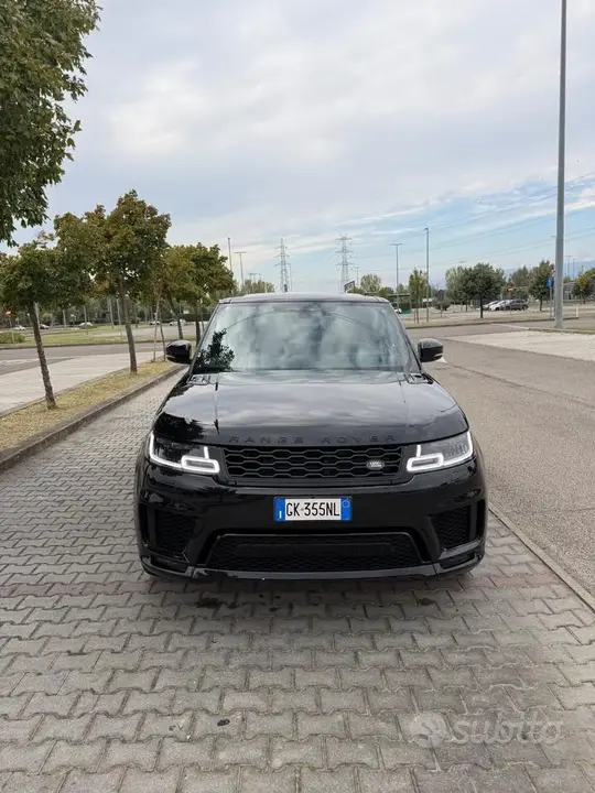 Land Rover Range Rover Sport 2022 photo 3