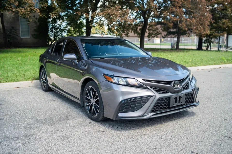 Toyota Camry 2024 photo 3