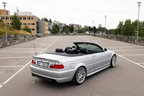 BMW 325Ci 2002 photo 2