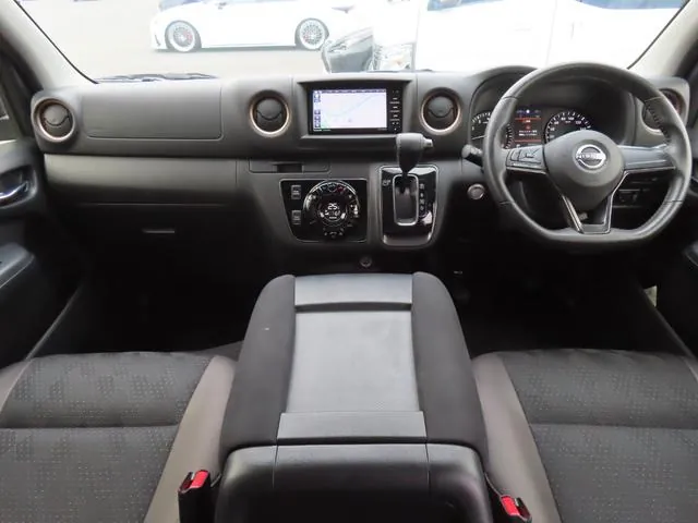 Nissan Caravan 2022 photo 2