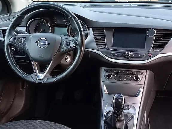 Opel Astra 2017 photo 3