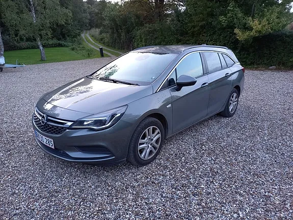 Opel Astra 2017 photo 2