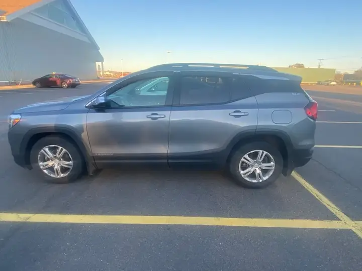 GMC Terrain 2019 photo 2