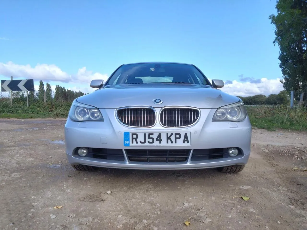 BMW 5 Series 2004 photo 2