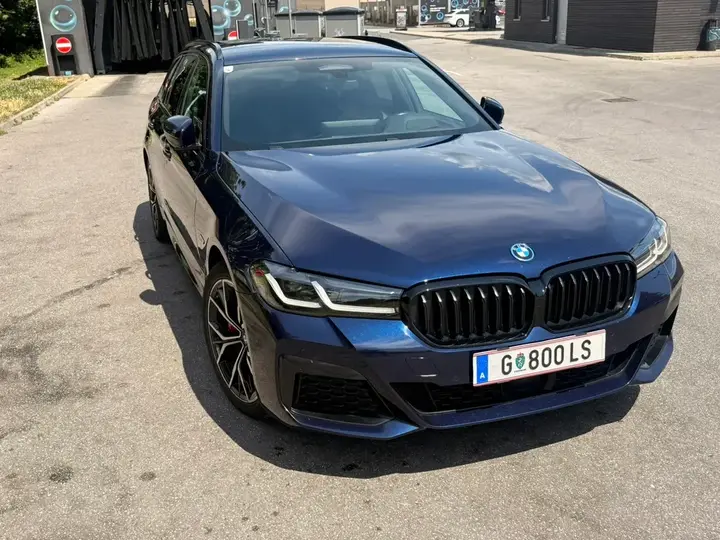 BMW 530E