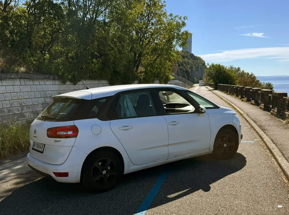 Citroen C4 Picasso 2016 photo 2