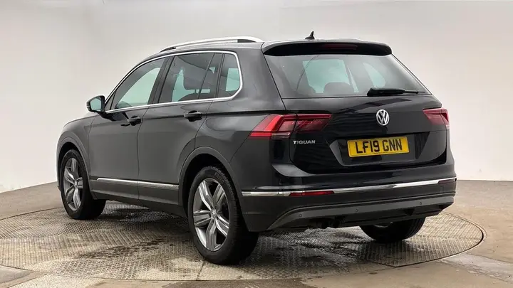 Volkswagen Tiguan 2019 photo 2