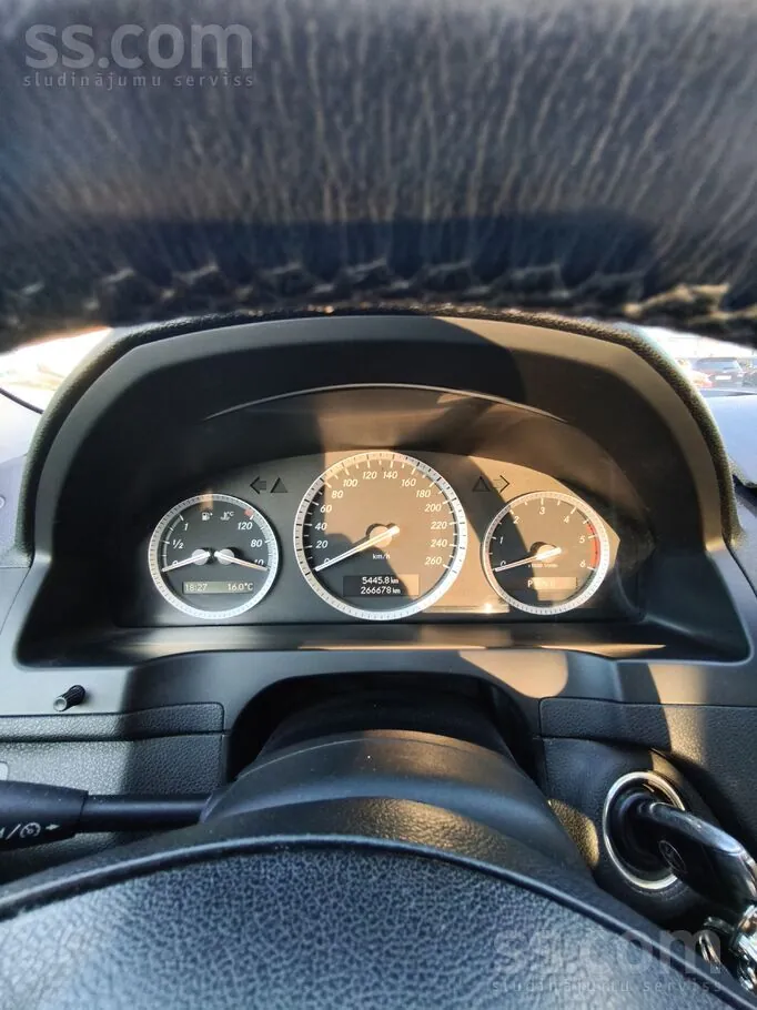 Mercedes-Benz C200 2007 photo 2