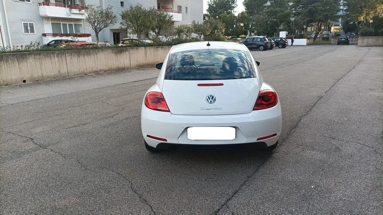 Volkswagen Maggiolino 2012 photo 4