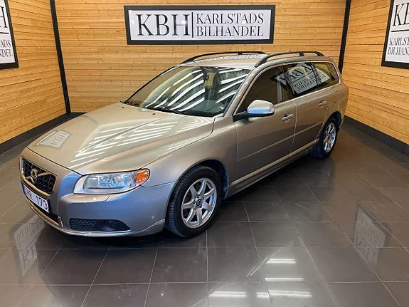 Volvo V70 2011 photo 2