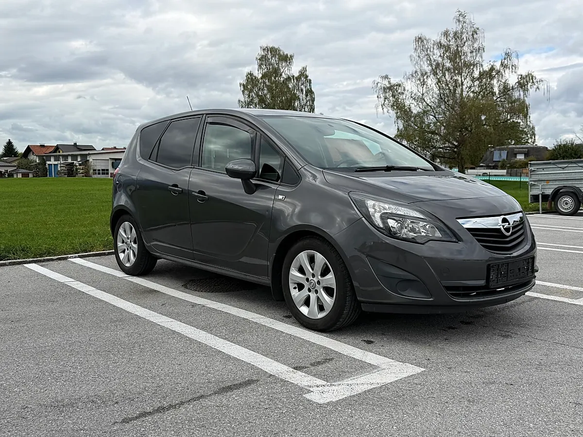 Opel Meriva 2011 photo 2