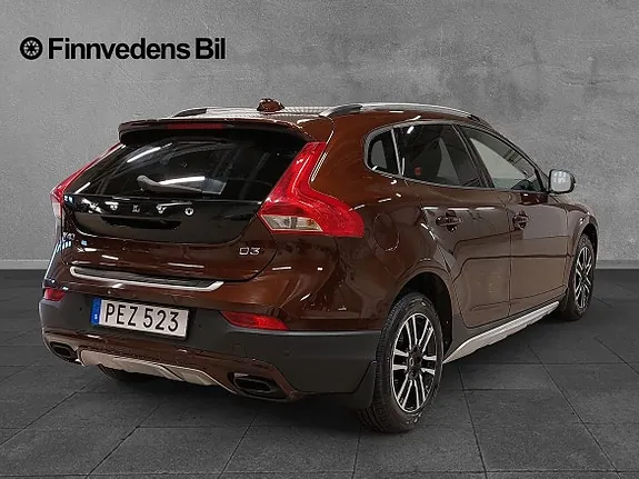 Volvo V40 Cross Country 2017 photo 4
