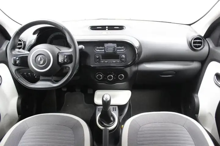 Renault Twingo 2015 photo 2