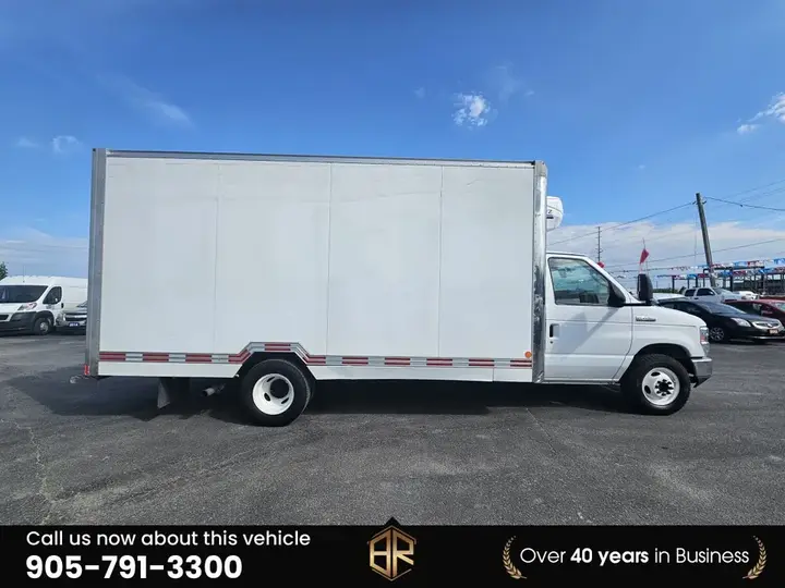 Ford E-450 2019 photo 3