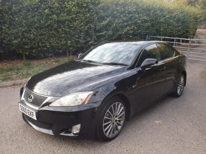 Lexus Is 2010 photo 3