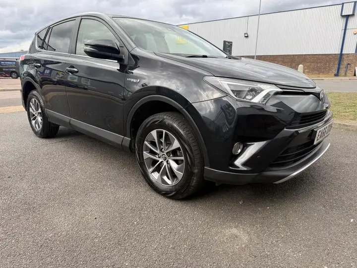 Toyota Rav4 2017 photo 2
