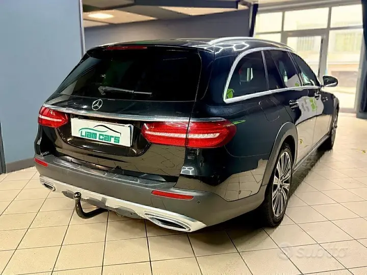Mercedes-Benz E-Class 2018 photo 4